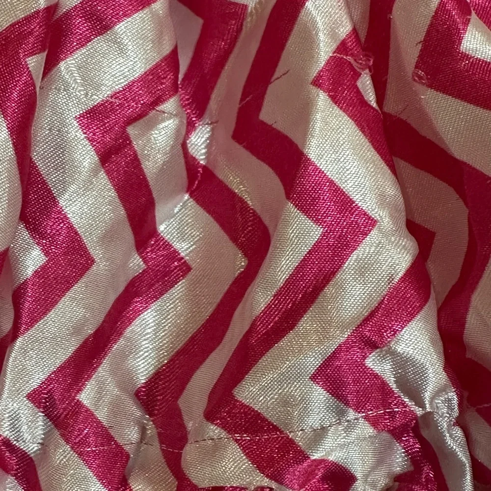 BigDreamz. Pink Chevron Skirt